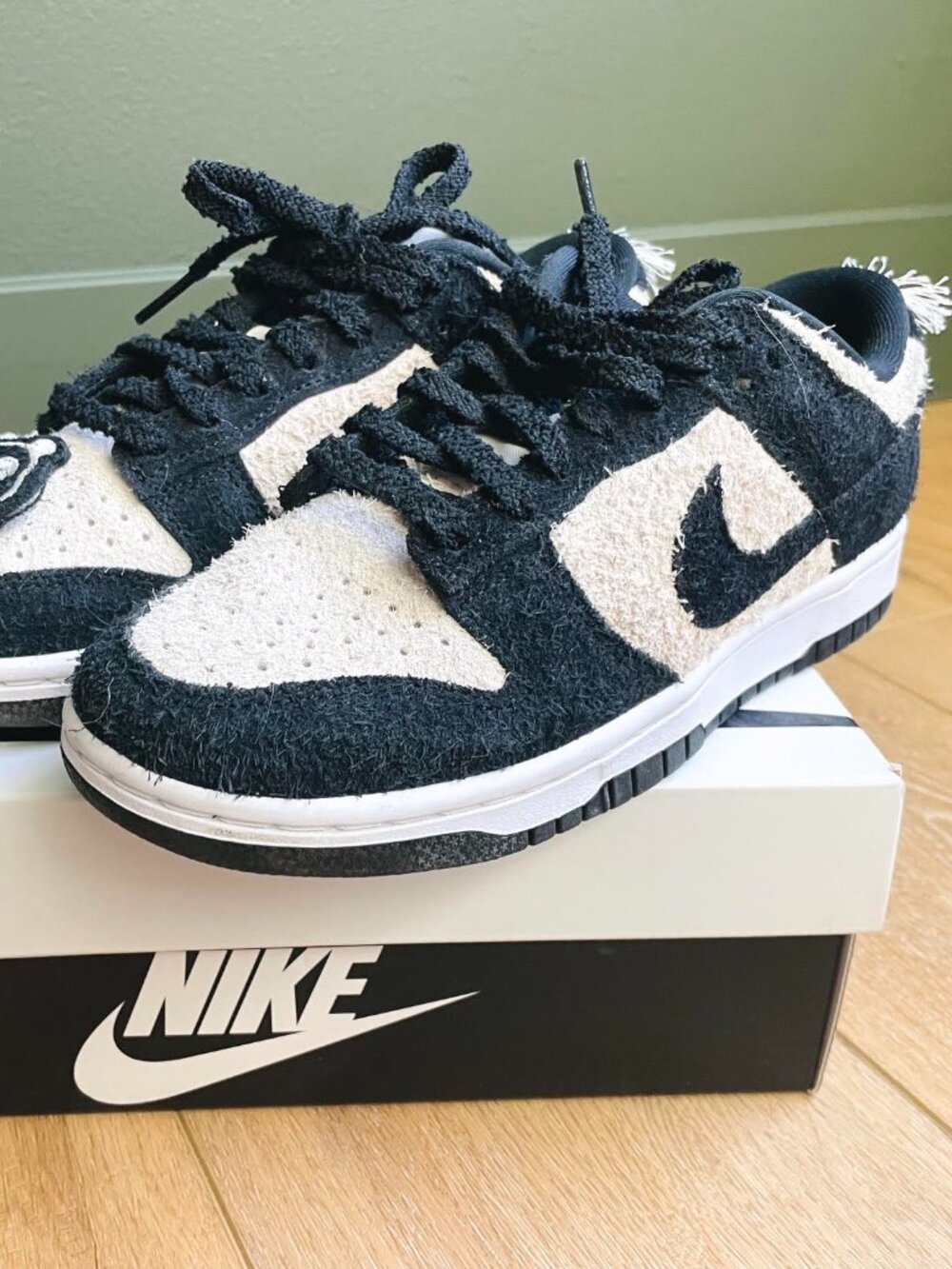 Nike Dunk Low (Retro SE Panda Monium)